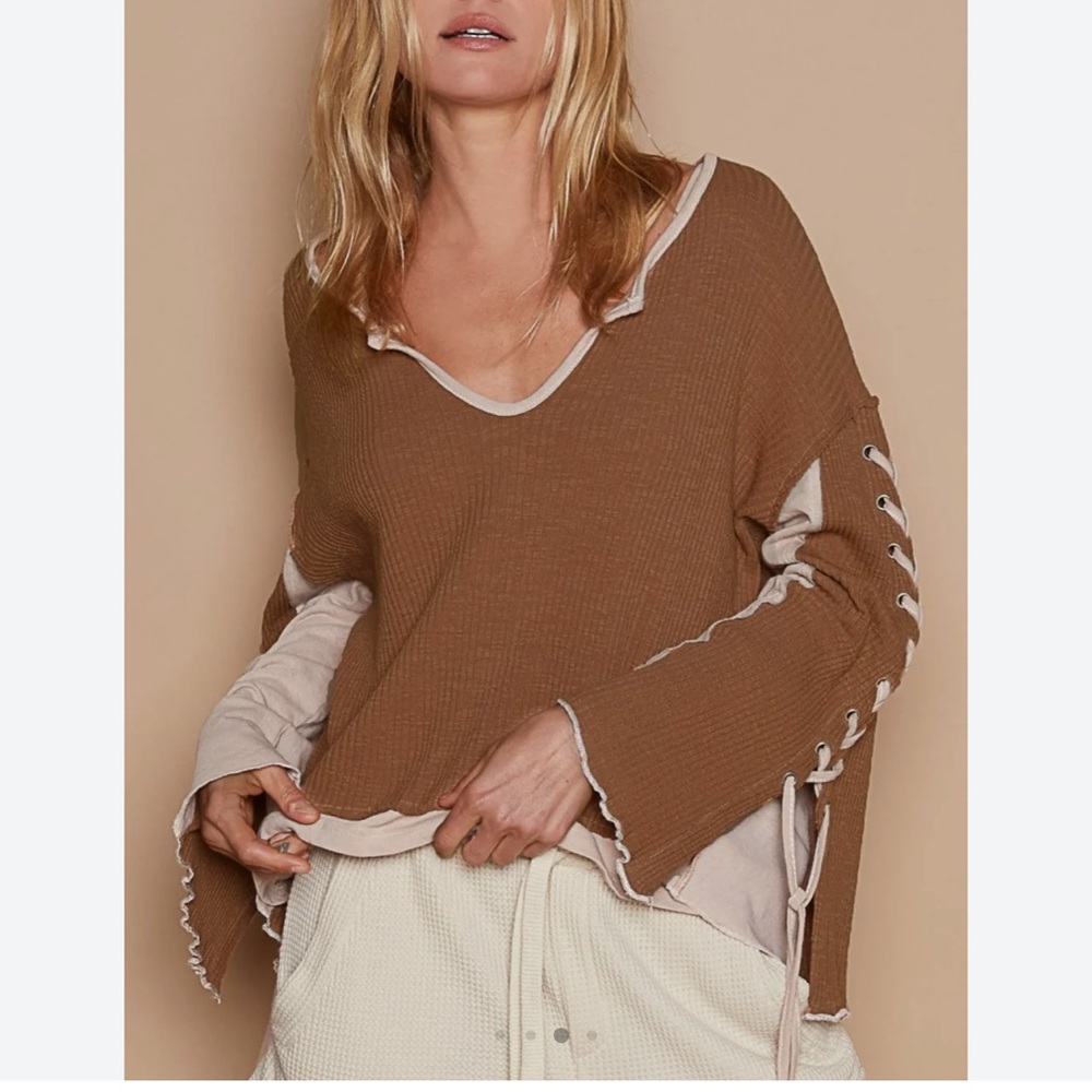 POL Lace-Up Sleeve Color Block Ribbed Knit Top - Picture 3 of 3